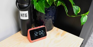 Lenovo Smart Clock Essential With Alexas screen displaying the time